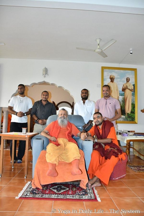 10.4 vishwaguruji jadan wm