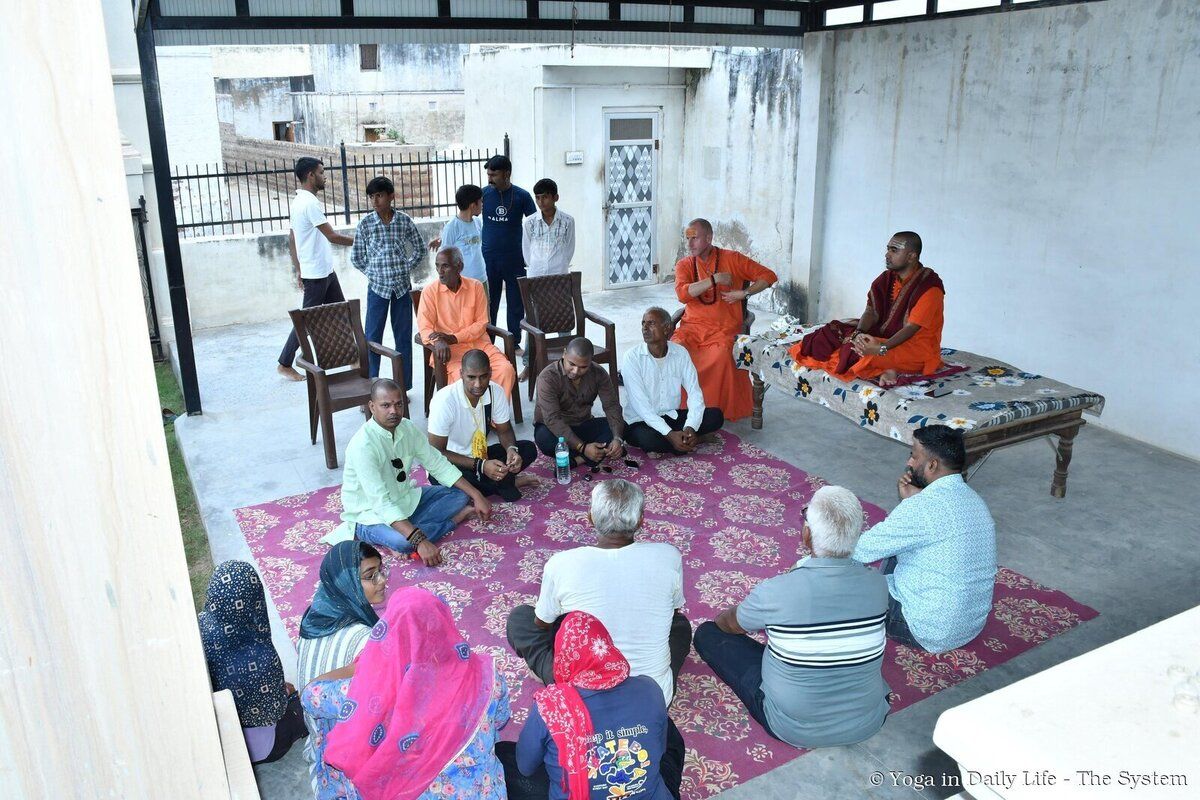 4.2. mandir in kachras wm