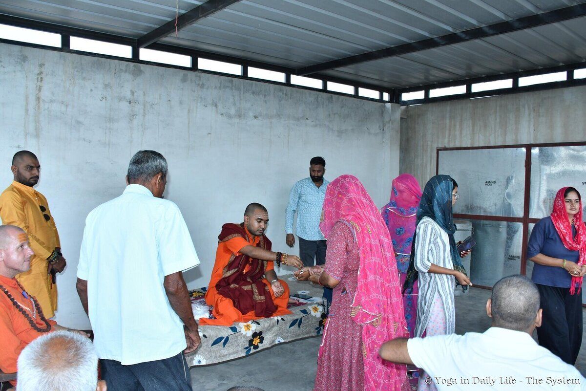 4.4. mandir in kachras wm