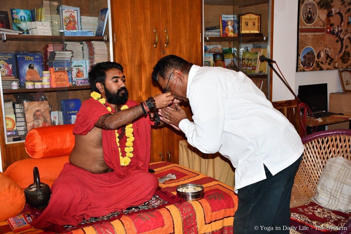 10.1. devotee in jaipur wm