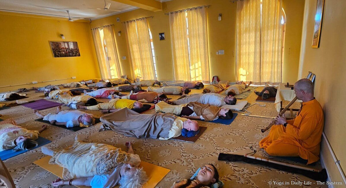 2.5. yoga nidra swami madhurampuriji wm