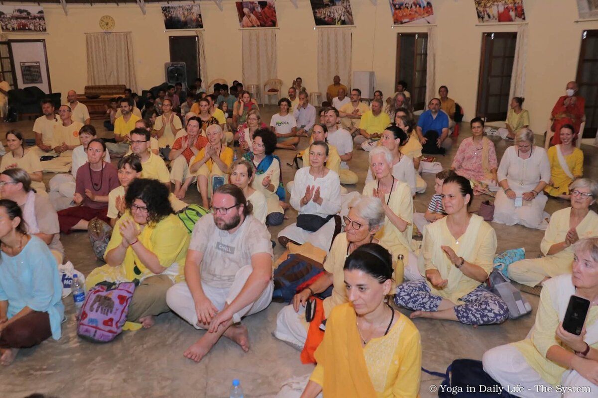 3.17. gurupurnima india wm